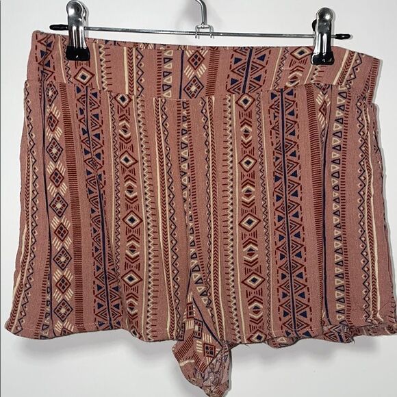 Tribal Print Women's Shorts - Picture 1 of 4